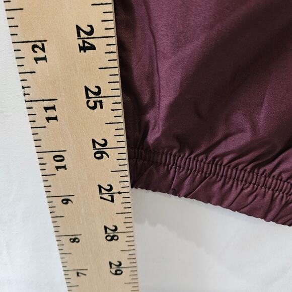 Under Armour Women's Project Rock Woven Joggers Burgundy Black Large - Picture 10 of 10